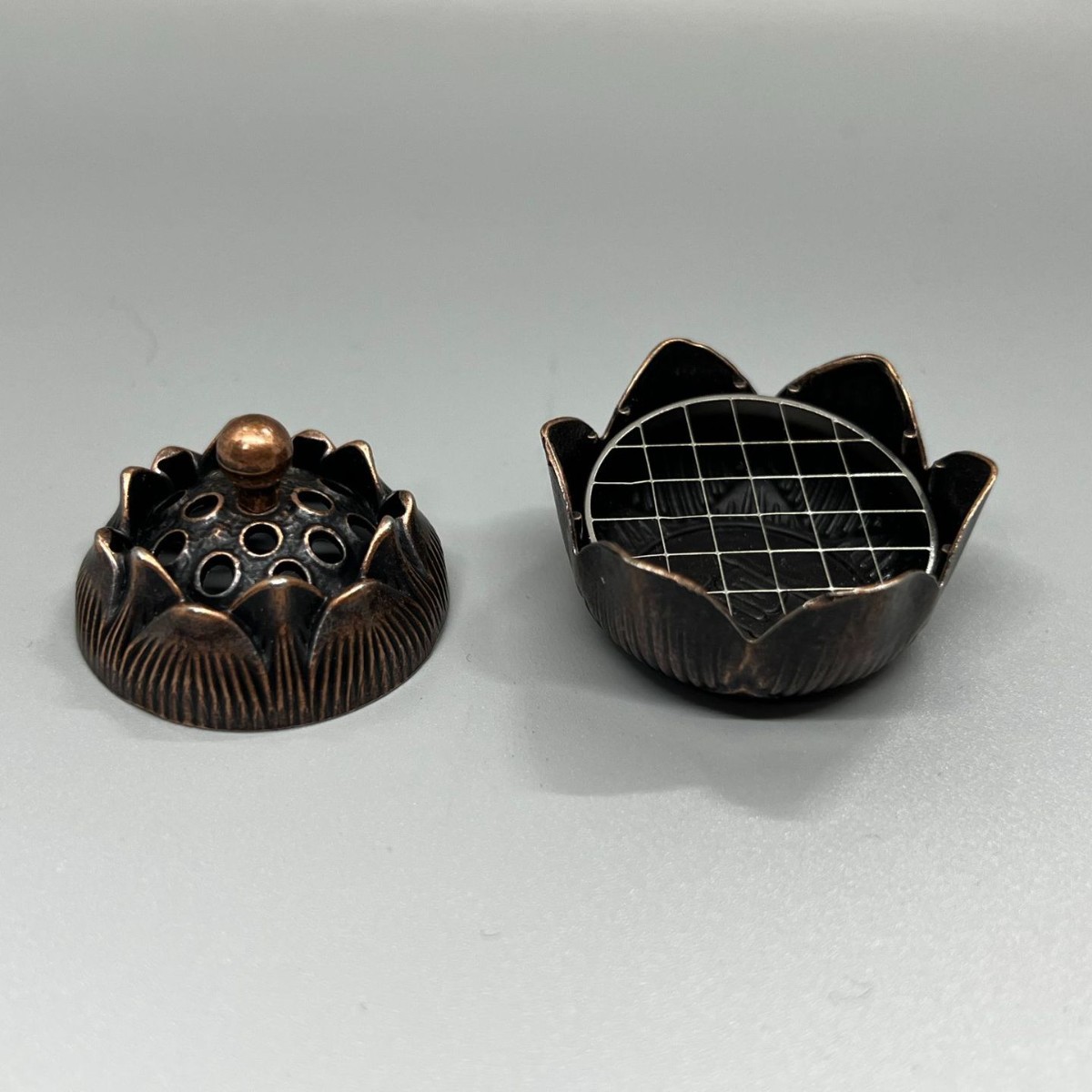 적동 연꽃 향로 (망 포함)