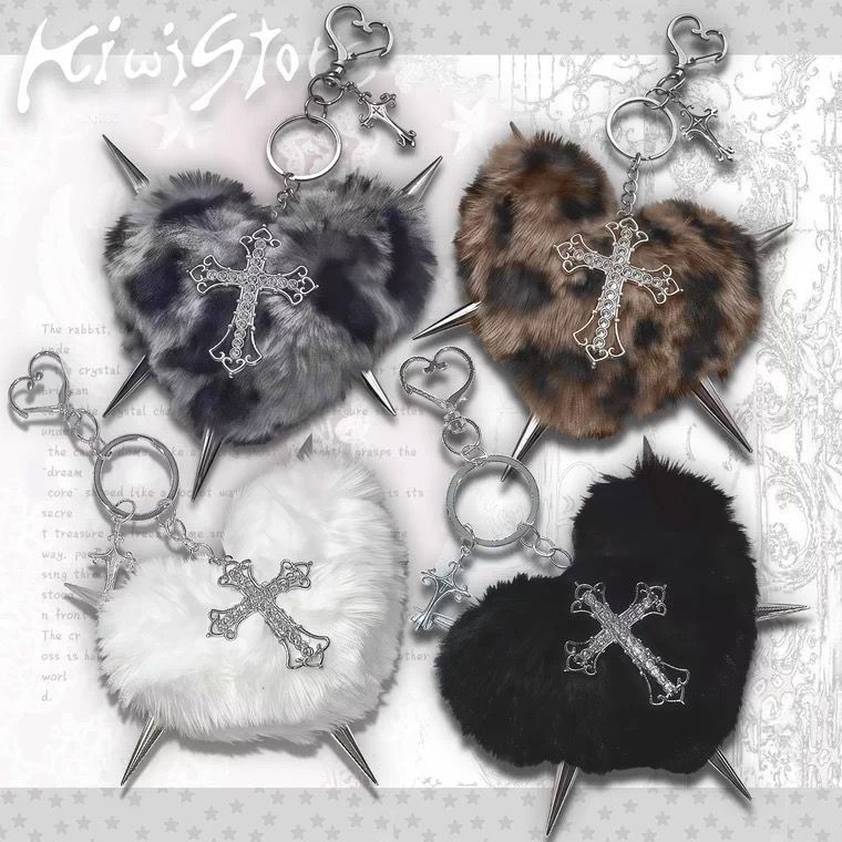 Unique Niche Y2K Heart-Shaped Plush Tassel Bag Pendant Keychain Sweet Cool Spicy Girl Subculture Vintage Shibuya Style Unique Niche Y2K Heart-Shaped Plush Tassel Bag Pendant Keychain Sweet Cool Spicy Girl Subculture Vintage Shibuya Style