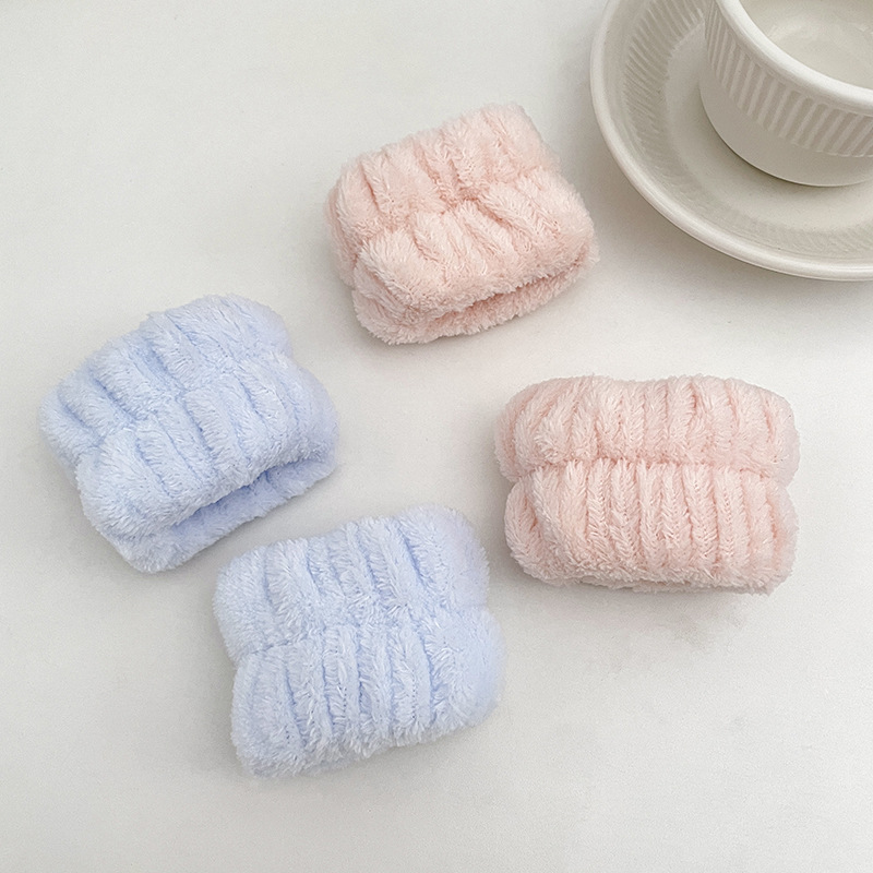 Mangas Arteque absorbente de agua a prueba de humedad Lavado facial femenino Pulsera Lavado Manga a prueba de salpicaduras Ejercicio Pulsera de limpieza de sudor Lazo para el cabello de felpa