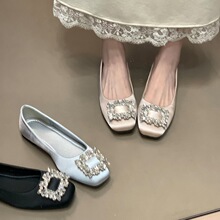 缎面浅口方头单鞋女2025新款温柔水钻平底鞋通勤晚晚鞋