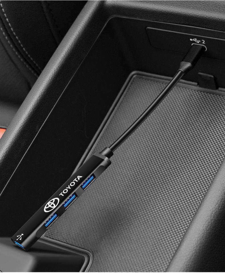 Suitable for Toyota Rav4 Corolla Levin Landa Car Adapter Type C to USB Converter Charger