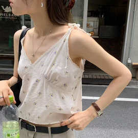 韩系ins毛边碎花V领吊带背心女温柔小碎花短款修身内搭细肩带上衣
