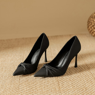 Autumn 2022 New Single Shoes Women High Heels Women Plus Fat Feet MM Large Size 414243 Small Size 30 31 32