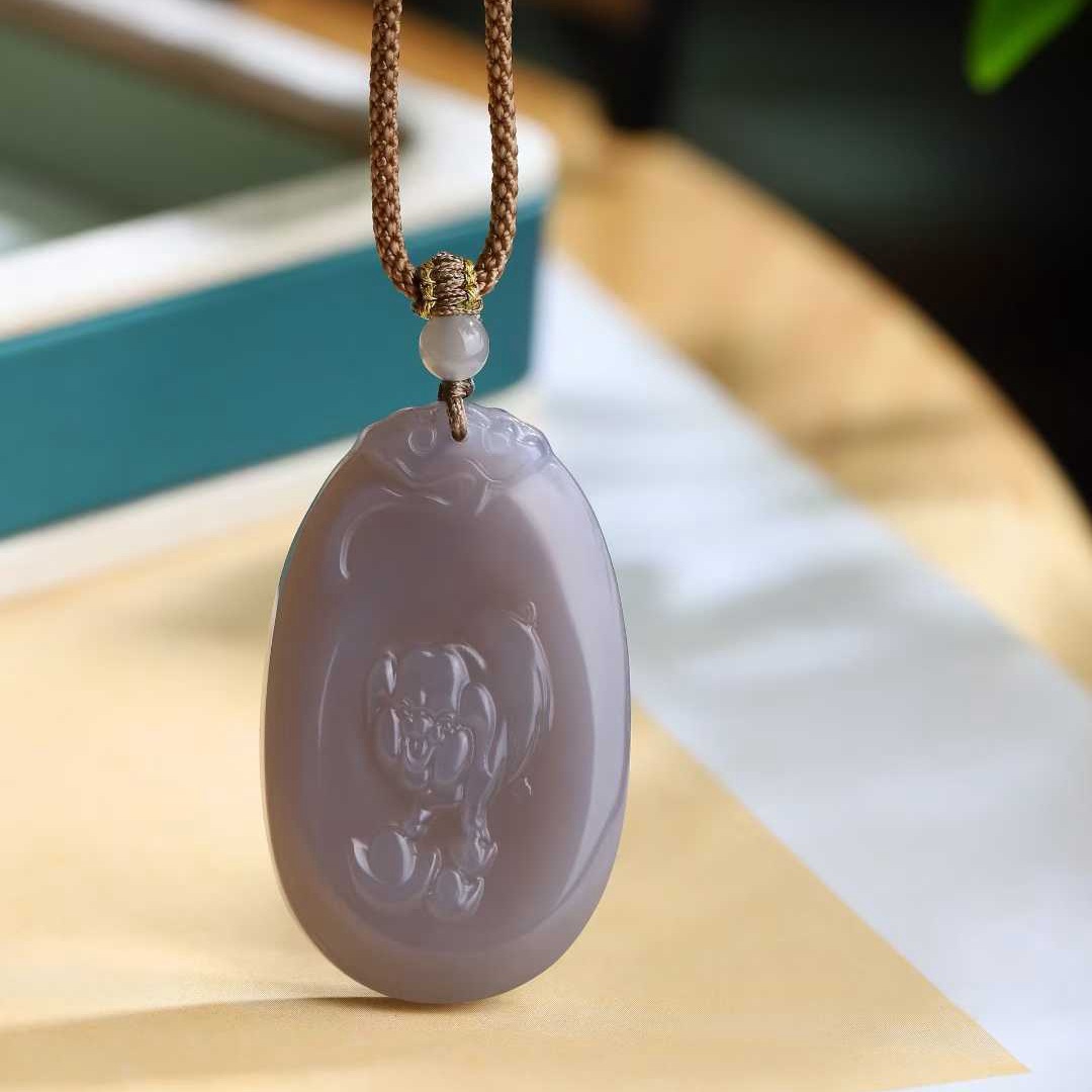玉器工艺品天然新疆和田玉青海料老料烟紫色生肖猪吊坠男女挂件