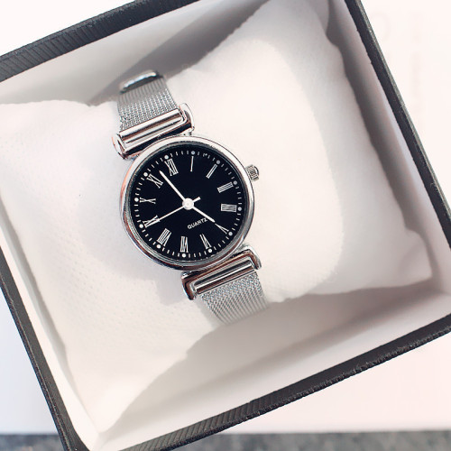 Ladies Watch, Elegant Women's Style, European and American Retro Trend, Female Student Han Version, Simple Small Round Bracelet Watch