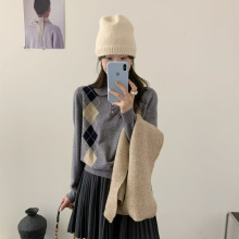 苏珊 2025秋冬新款韩版学院风菱格娃娃领复古针织衫毛衣女27366
