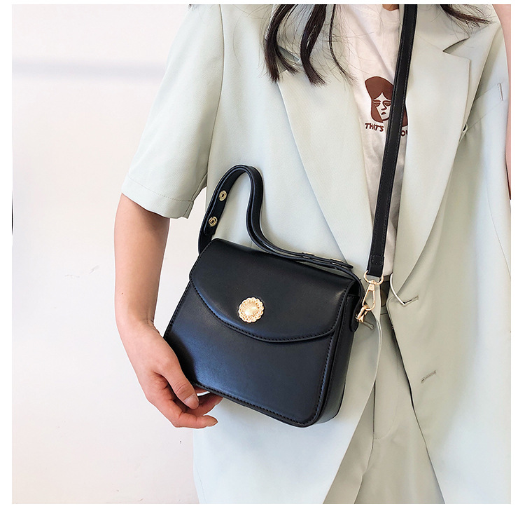 2023 Niche Design New Women's Bag High-end Pure Color Handbag All-match Small square bag ladies shoulder Messenger bag_voghion.com