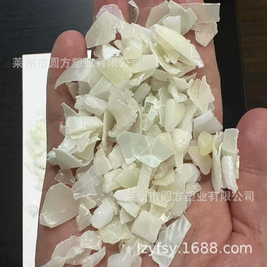 Собственный малый полый лист ПЭ от производителя, белый цвет HDPE, выбранный измельченный материал, листовой материал для выдувного формования низкого давления.