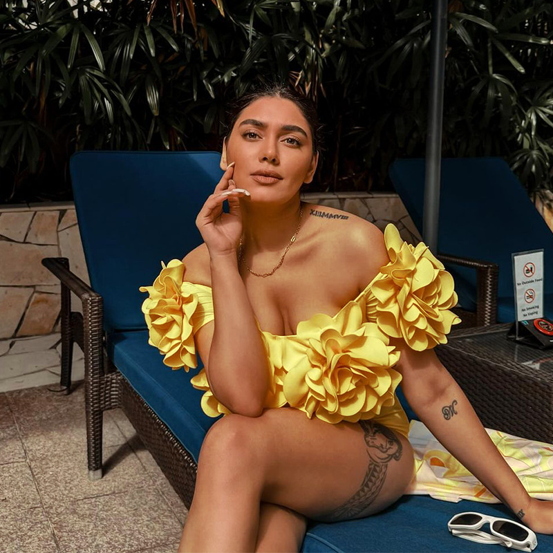 GraceChic 3D Floral Strapless High-End Solid Color One-Piece Swimsuit Set For Women 2024 European And American New Swimwear_voghion.com