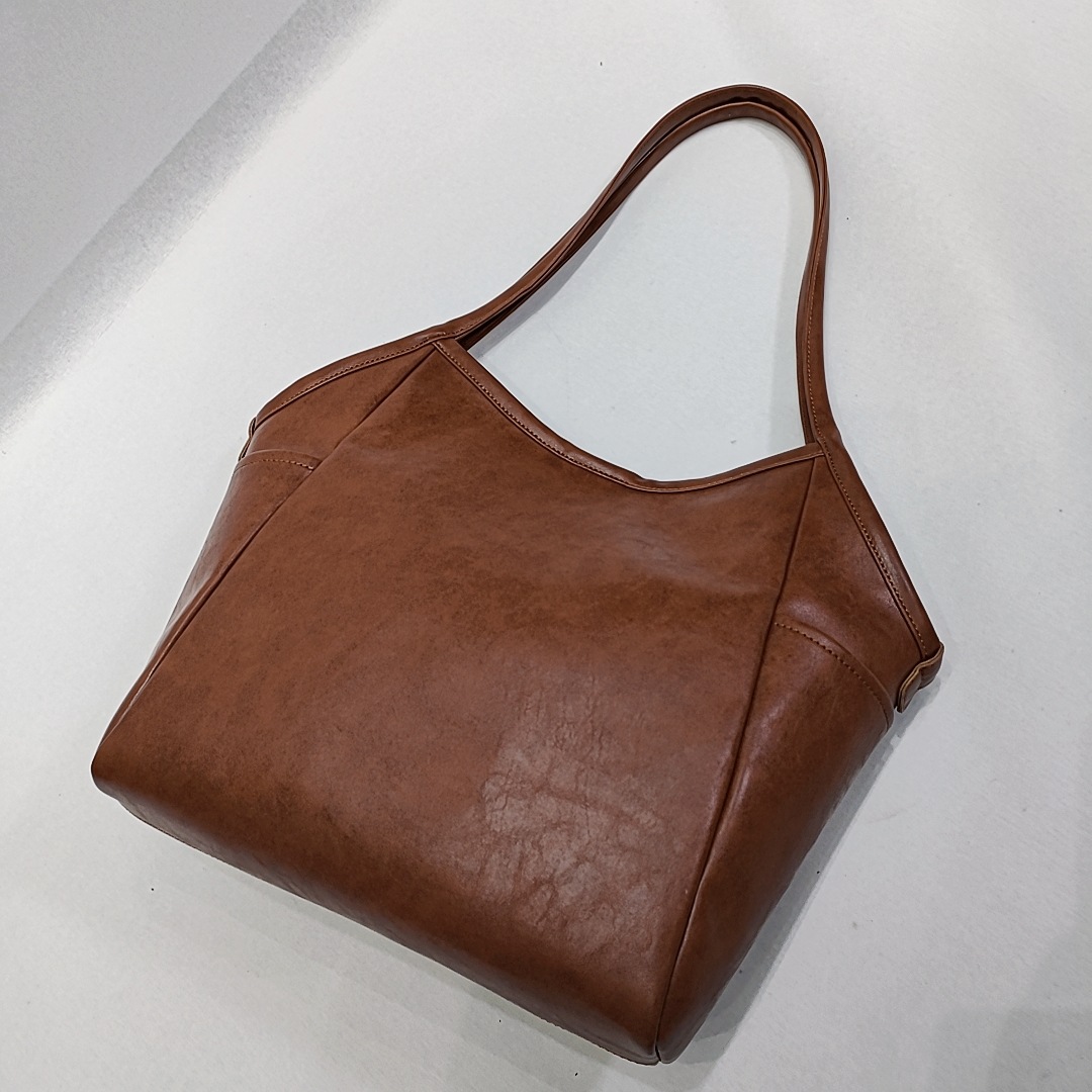 2023 Neue Ölwachspflanze Weiche Große Kapazität Eine Schulter Einfache Damentasche_voghion.com