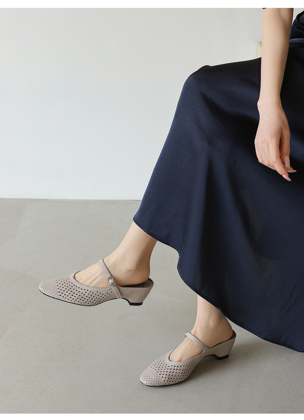 Sandal cao gót nữ hở mũi quai ngang gót 6 cm — đen chi tiết 12