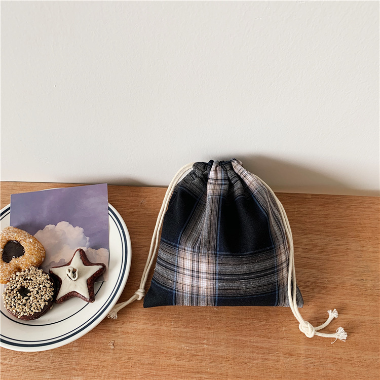 07221 Japanese-style simple polyester-cotton drawstring storage bags, candy bags, polyester drawstring bags wholesale, trendy hand-carry Item Picture