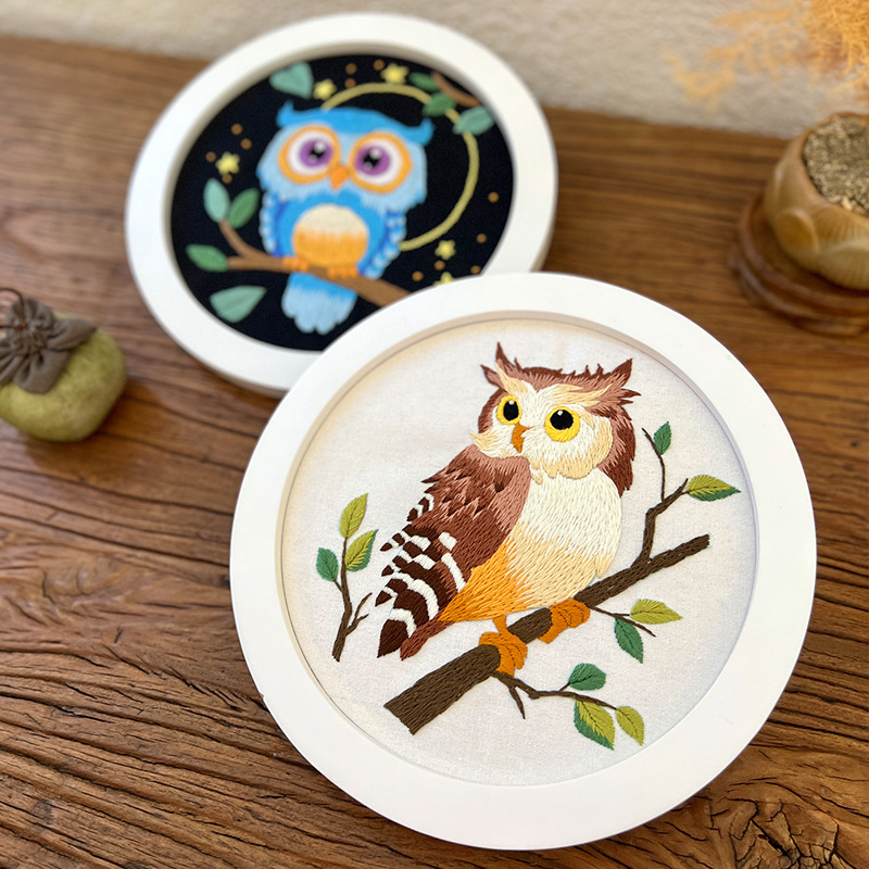 Bordado DIY paquete de materiales hechos a mano búho europeo bordado tridimensional inglés decoración de la sala de estar dibujos animados dibujos animados pequeños animales