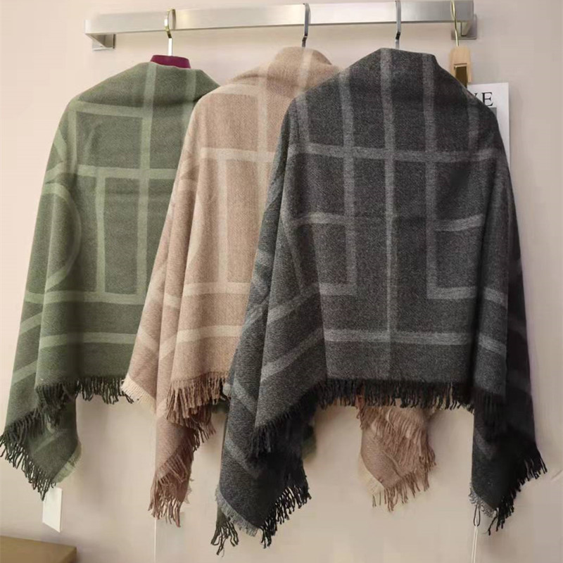 Toteme Women's Jacquard Square Woolen Scarf