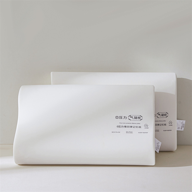 Fresh bedspread for students, pillow, city style
