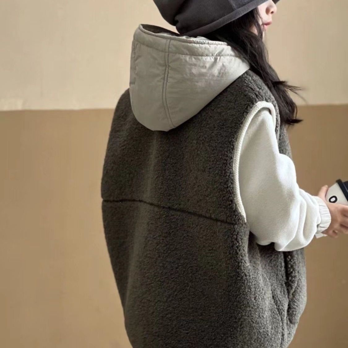女童加厚外穿马甲秋装冬季新款儿童秋冬奥粒绒中大童两面上衣