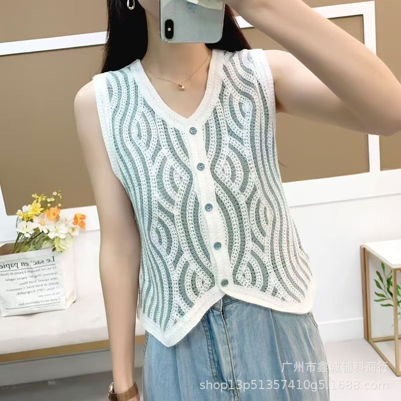 Retro Korean Style Contrast Color Knitted Vest Women's Outer Wear Loose Striped Sleeveless Top Spring and Summer Thin Hollow Vest Retro Korean Style Contrast Color Knitted Vest Women's Outer Wear Loose Striped Sleeveless Top Spring and Summer Thin Hollow Vest