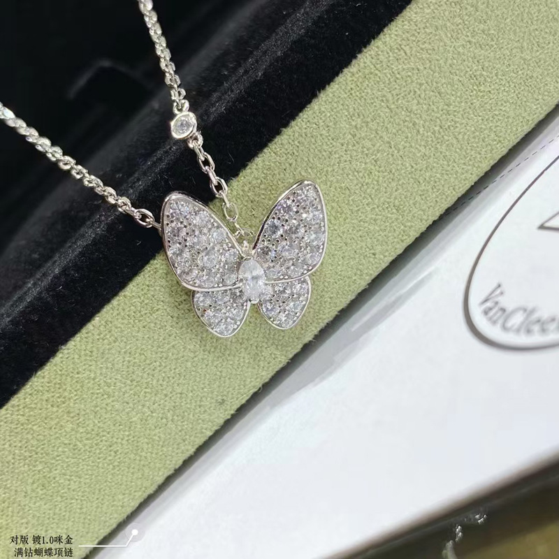 Platinum full of diamonds
