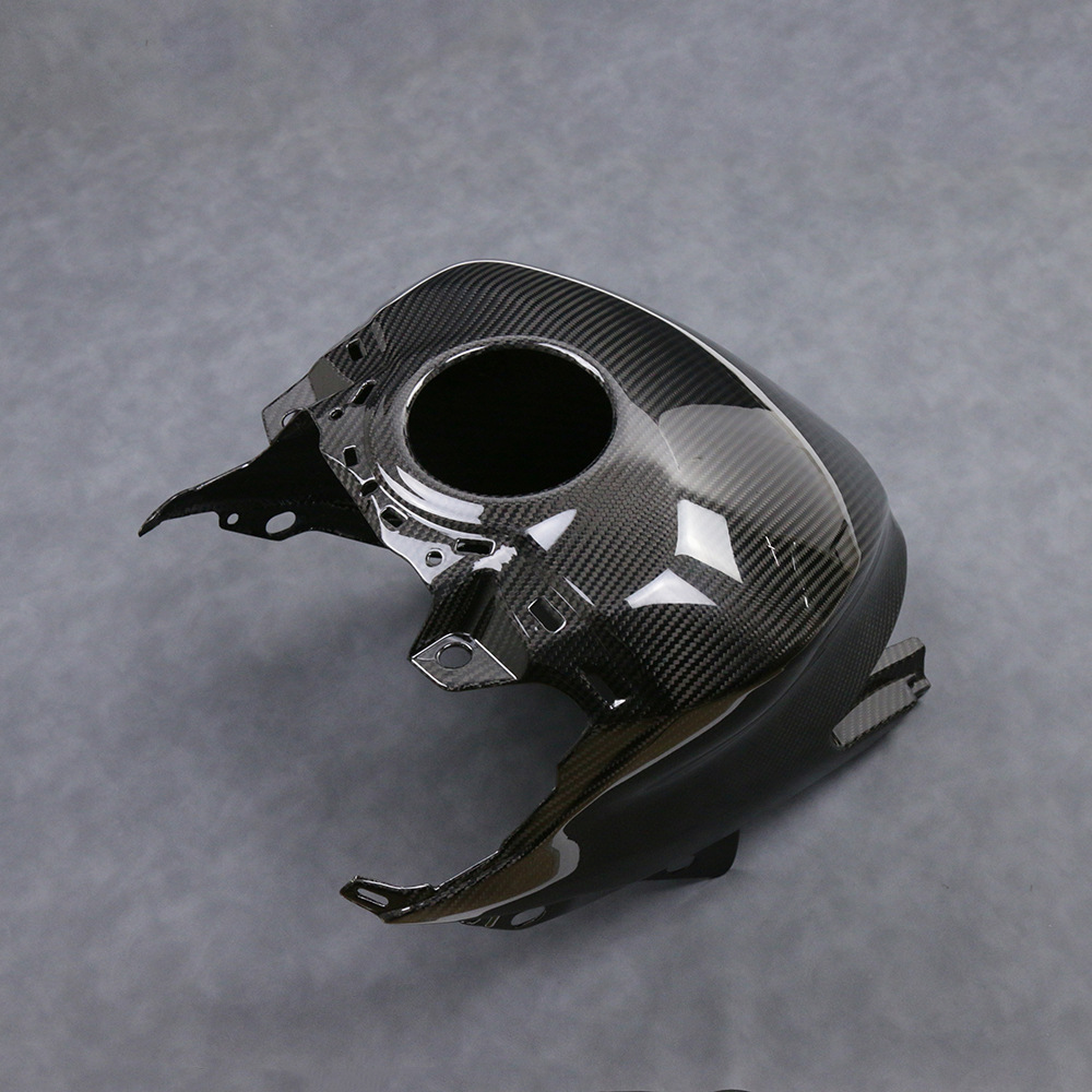 Suitable for new YAMAHA YAMAHA R3 fuel tank cover carbon fiber shell motorcycle modification accessories dry carbon