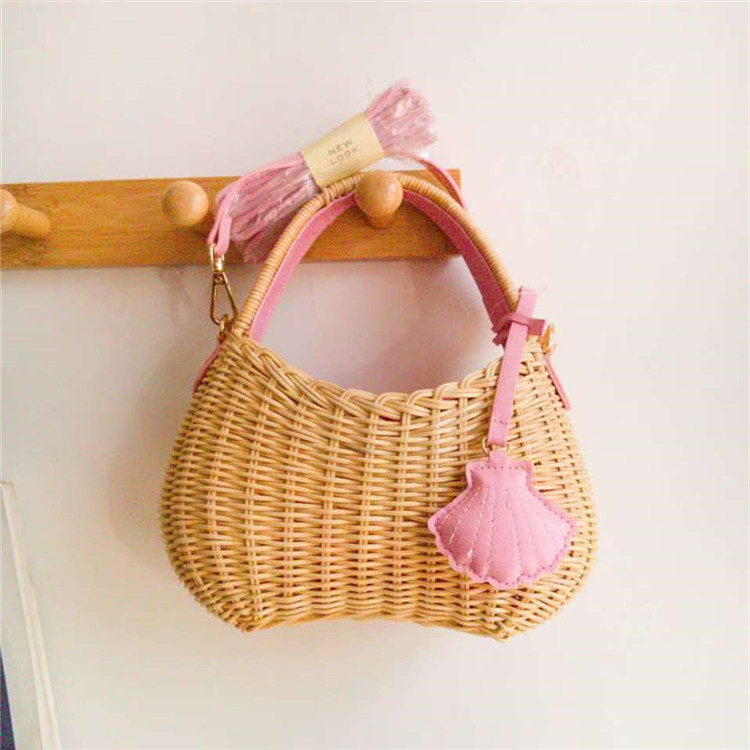 Factory direct supply new ladies handbag shoulder messenger bag traditional wicker bag women's leisure holiday commuter bag