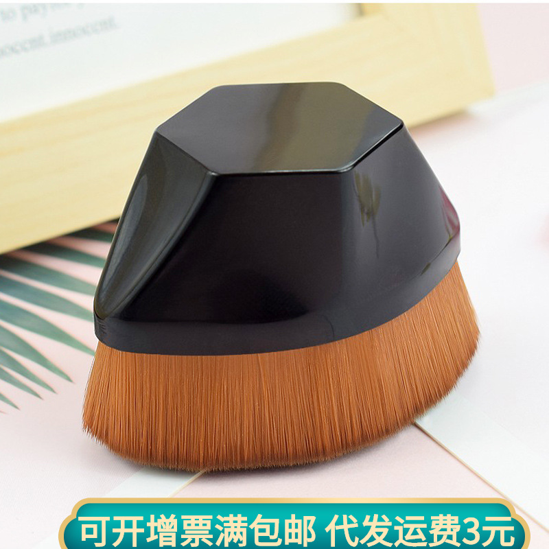 Mcllroy55号粉底刷花瓣化妆刷便携粉底收化妆刷美妆工具厂家批发