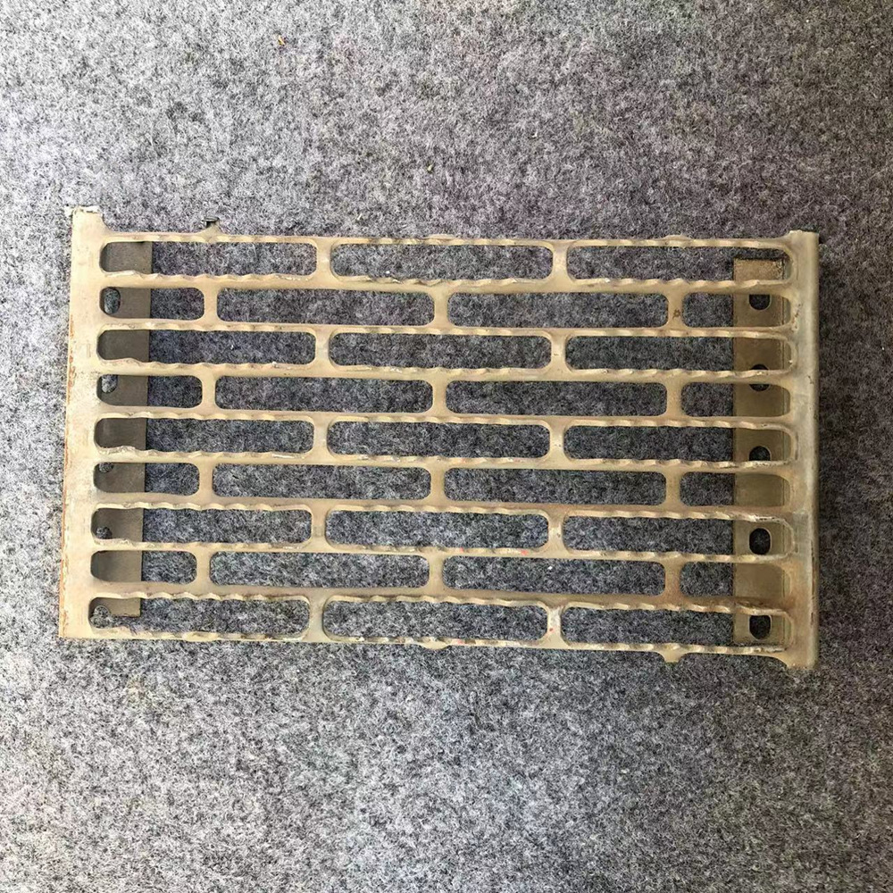 万诺 产地货源万诺304不锈钢楼梯防滑板圆孔菱形鳄鱼嘴防滑板冲孔