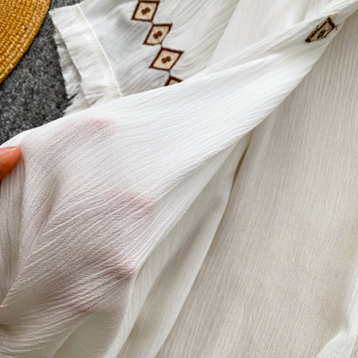 Women's White Retro Embroidery Tassel Cardigan Loose Fitting Summer Vacation Elegant Shirt Top_ecoleips.com