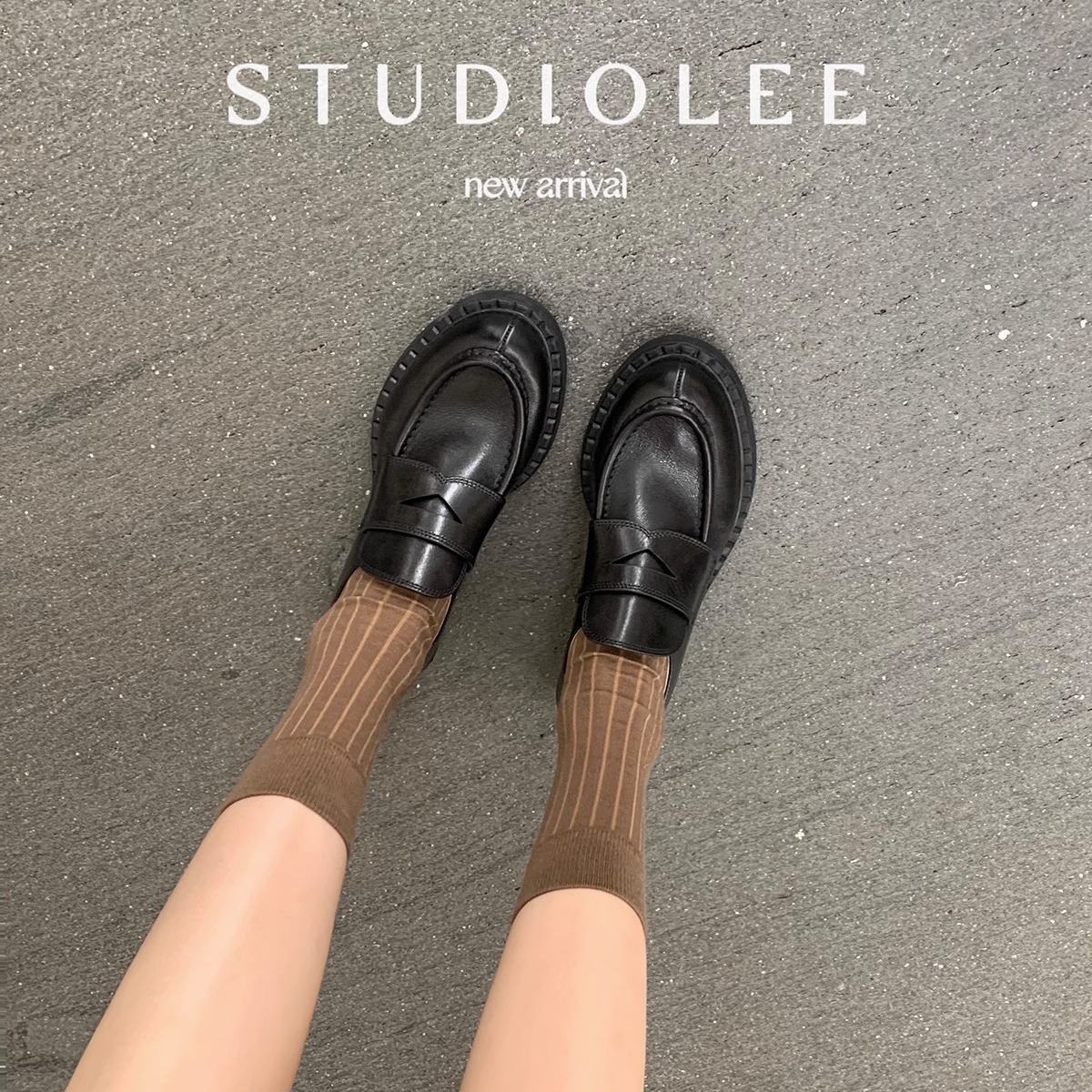 现货秒发！葡萄妈同款鞋复古英伦风单鞋粗跟通勤懒人乐福鞋小皮鞋