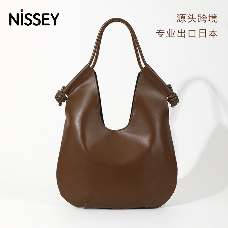 Autumn and Winter New Niche Bag Minimalist Tote Premium Large Capacity Commuting Shoulder Underarm Large Bag