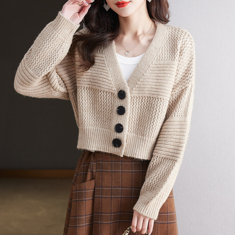 Korean-Style Lazy Style Coarse-Knit Hollow-Out Short Cardigan, Slimming V-Neck High-Waisted Soft Knit Outerwear for Petite Figures