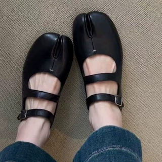 羊皮版~软皮不累脚分趾猪蹄鞋女2026新款一字带玛丽珍平底小皮鞋