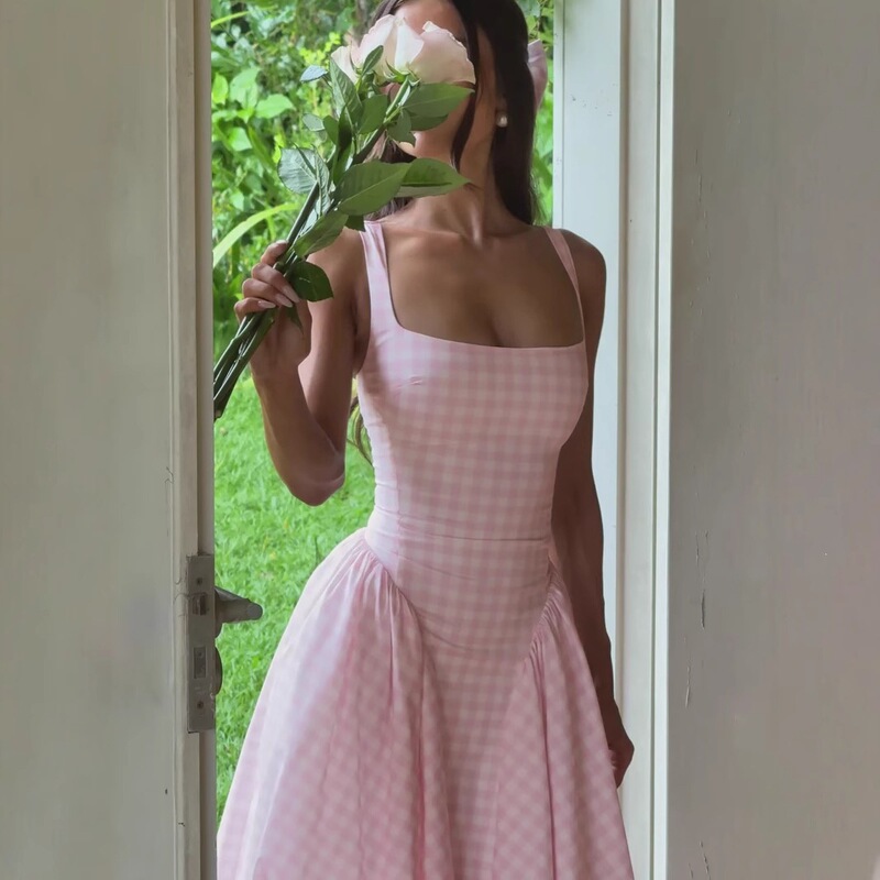 Fashionable French-Style Fresh European and American New Plaid Print Waist-Cinching Princess Dress Sexy Backless Strap Dress Women's Clothing Fashionable French-Style Fresh European and American New Plaid Print Waist-Cinching Princess Dress Sexy Backless Strap Dress Women's Clothing
