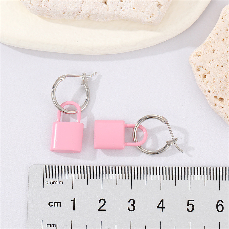 Alloy Candy Color Lock Fashion Simple Contrast Color Small Lock Earring display picture 2