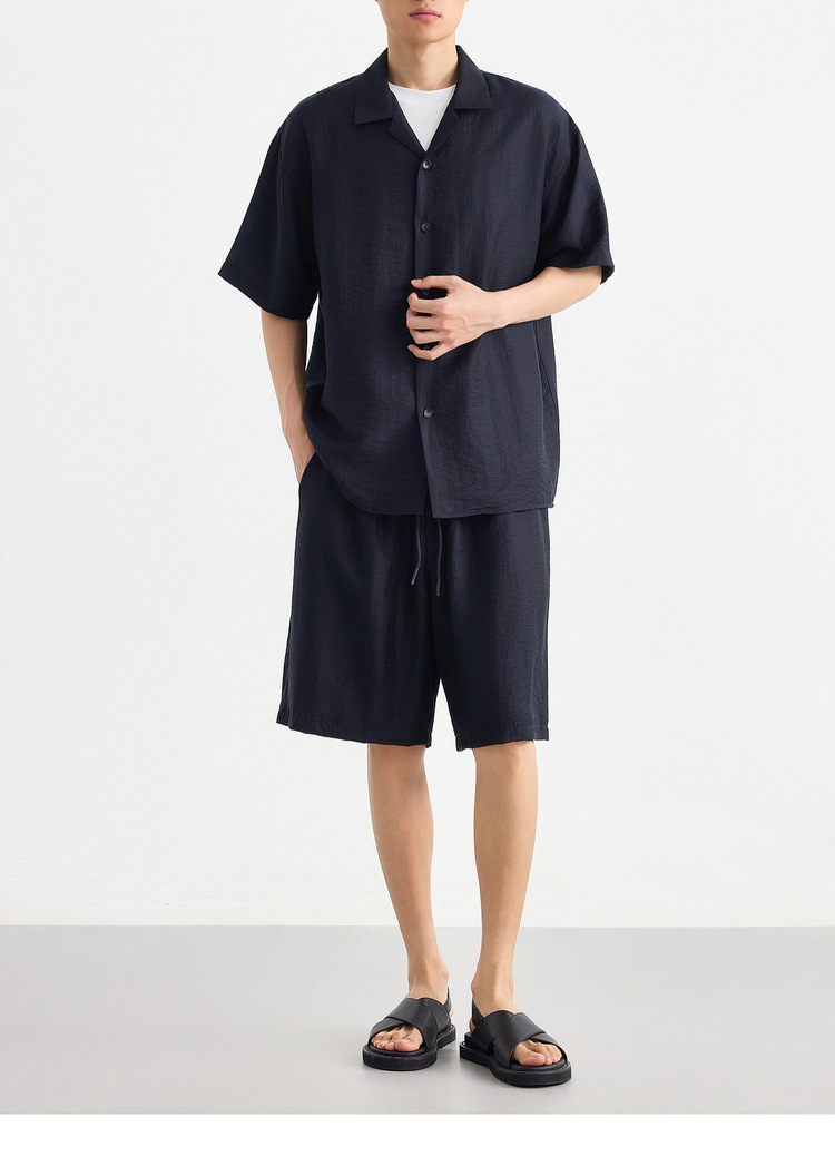 Bộ sơ mi ngắn tay cổ Cuba nam phong cách công sở, chất liệu nhăn mềm mại — Quần Short (91718) chi tiết 23