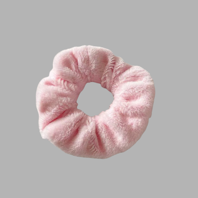 핑크색 털실 머리끈
