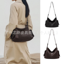 裘真逍遥hobo包植鞣羊皮明星同款单肩斜挎包真皮大容量通勤包女