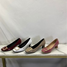 欧美高端仙女风高跟女鞋方头方扣单鞋爆走职业中跟漆皮粗跟女鞋