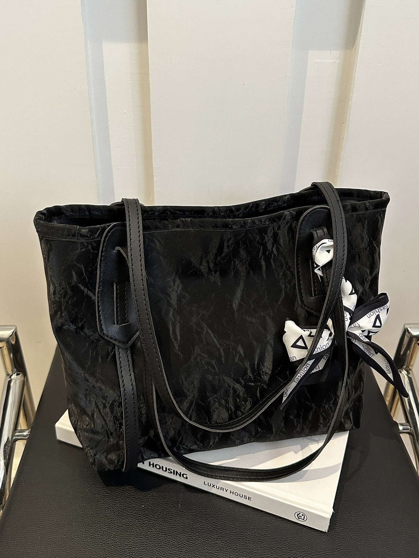 Shoulder bag, capacious summer one-shoulder bag for leisure, for students