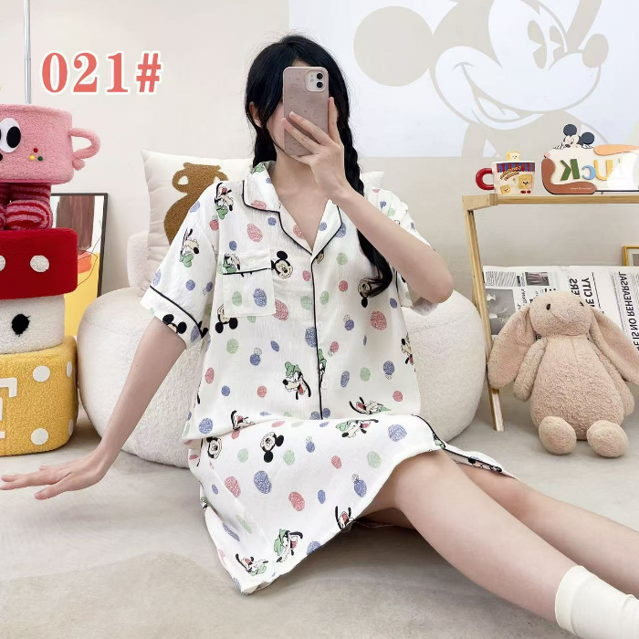 Pijama de verano de manga corta cardigan con solapa impresión de dibujos animados nubes de algodón dulce suelto medio largo vestido transfronterizo