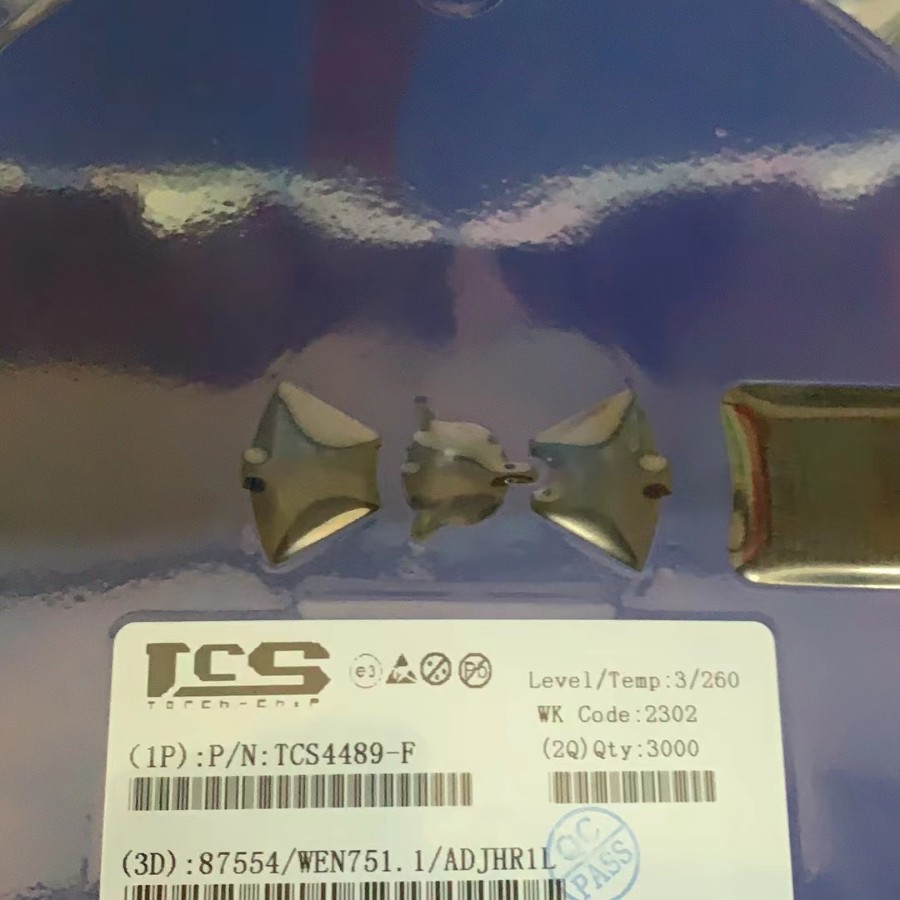 January TCS2155-E33 TCS2155-E30 TCS2155-E28 TC2155-E18 SOT23-5