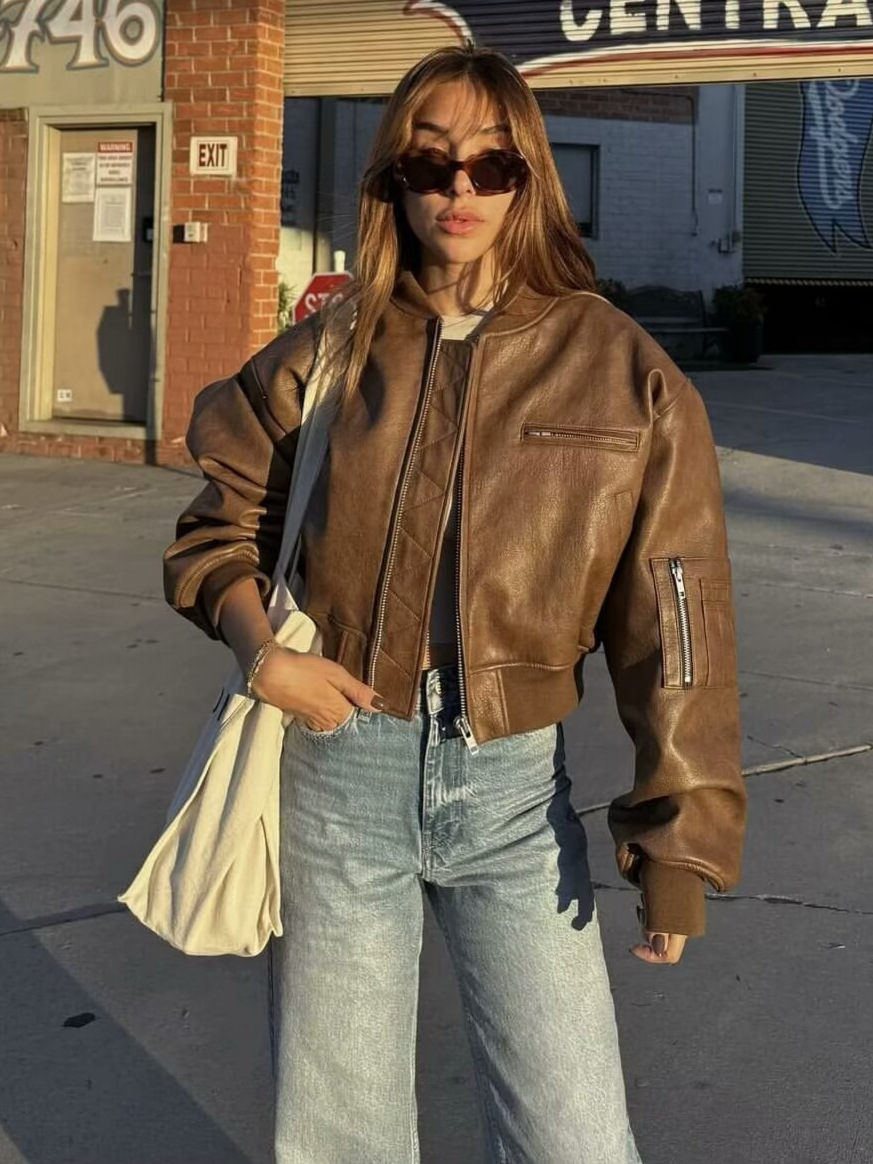 アメリカのレトロなジッパージャケットの女性2024冬の新型綿入り保温ゆるい長袖pu皮服潮D7