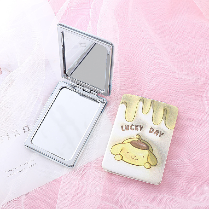 Lindo espejo pequeño Sanrio Kulomi espejo de maquillaje portátil de alto valor espejo de maquillaje portátil dormitorio de estudiantes espejo de maquillaje plegable
