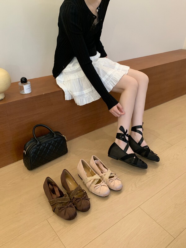 2026 Autumn New Style Single Shoes Ballet Flats Satin Straps Two-Way Wear Mary Jane with Internal Height Increase 2026 Autumn New Style Single Shoes Ballet Flats Satin Straps Two-Way Wear Mary Jane with Internal Height Increase
