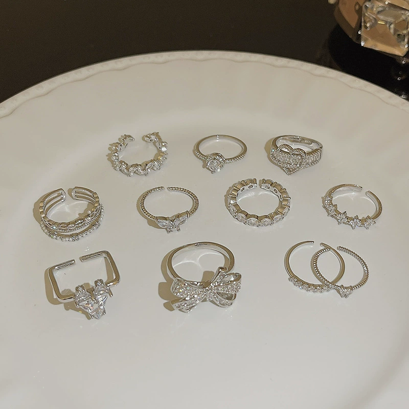 Легкая роскошь, ниша, слегка инкрустированная цирконовой бабочкой кольцо, женский прилив, дизайн сенсорный круг указательный палец кольцо оптом