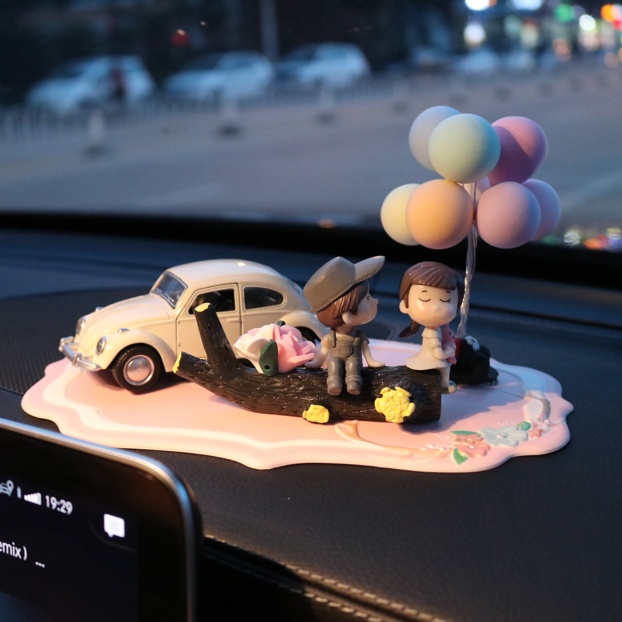 Decoración de coche decoración de interior de coche creativo pareja linda control central escenario de perfume mujer coche productos de aromaterapia