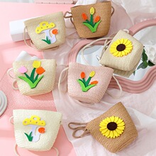 田园风夏日海边度假草编包2025新款儿童斜挎迷你零钱包可爱小清新