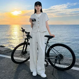 2026春夏新款穿搭减龄显瘦时尚休闲无袖马甲阔腿裤三件一整套装女
