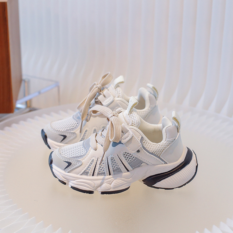 Zapatos deportivos de red única para niños 2026 verano nuevos zapatos de correr para niños y niñas zapatos de red para padres e hijos zapatos de moda
