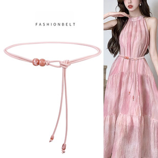 ������Ů�ٴ�ŮʿƤ����Ƥ�b߼��к�ɫ�������B��ȹ������r��