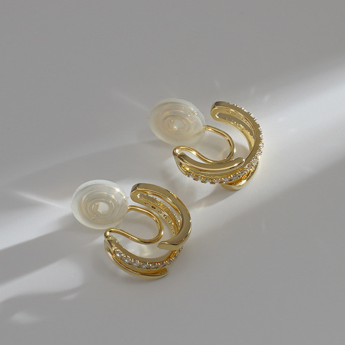 High-end hoop ear clips without pierced mosquito coil ear hoop earrings, simple, compact, elegant earrings, niche design for women